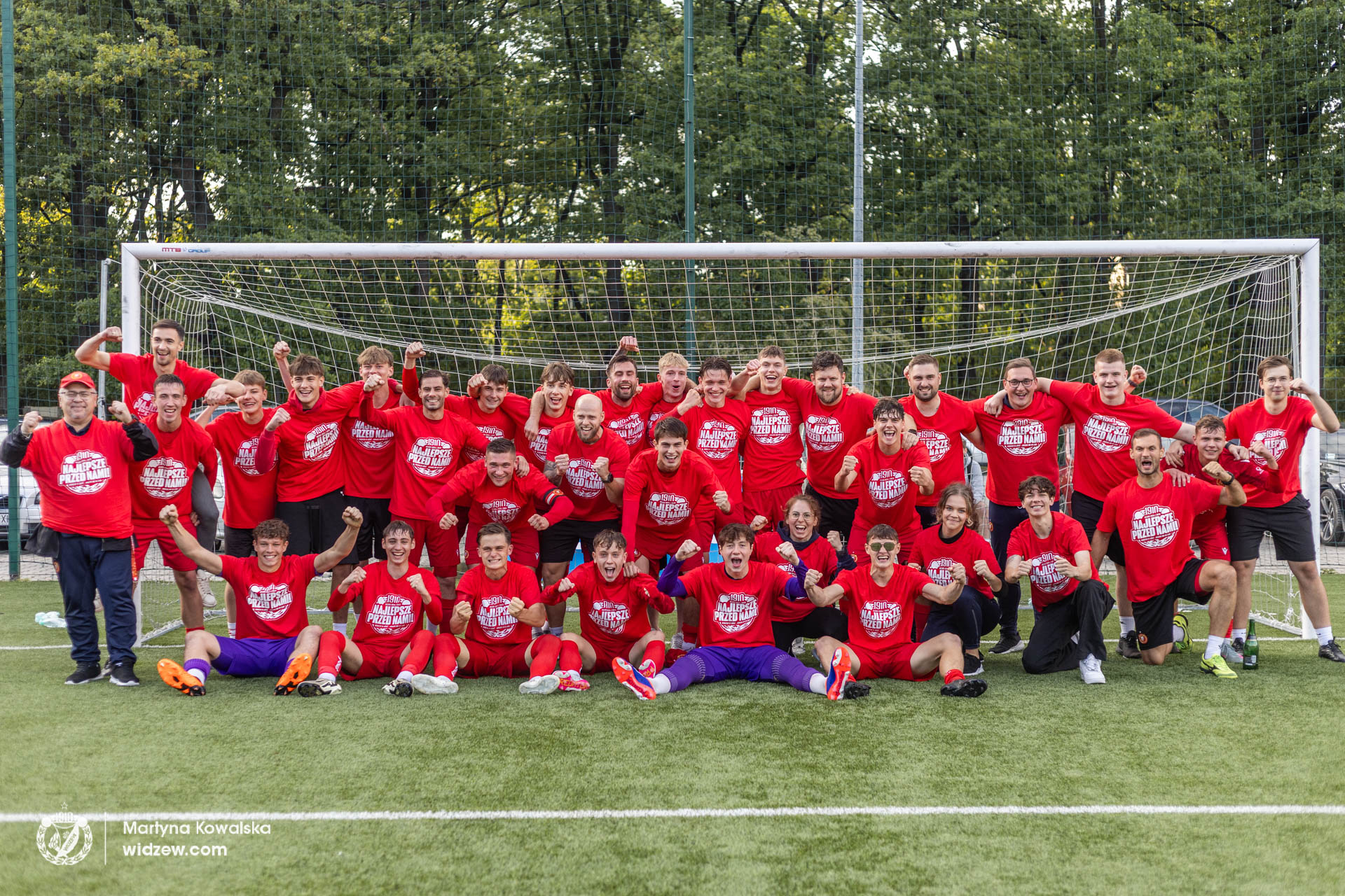 awans2105-066