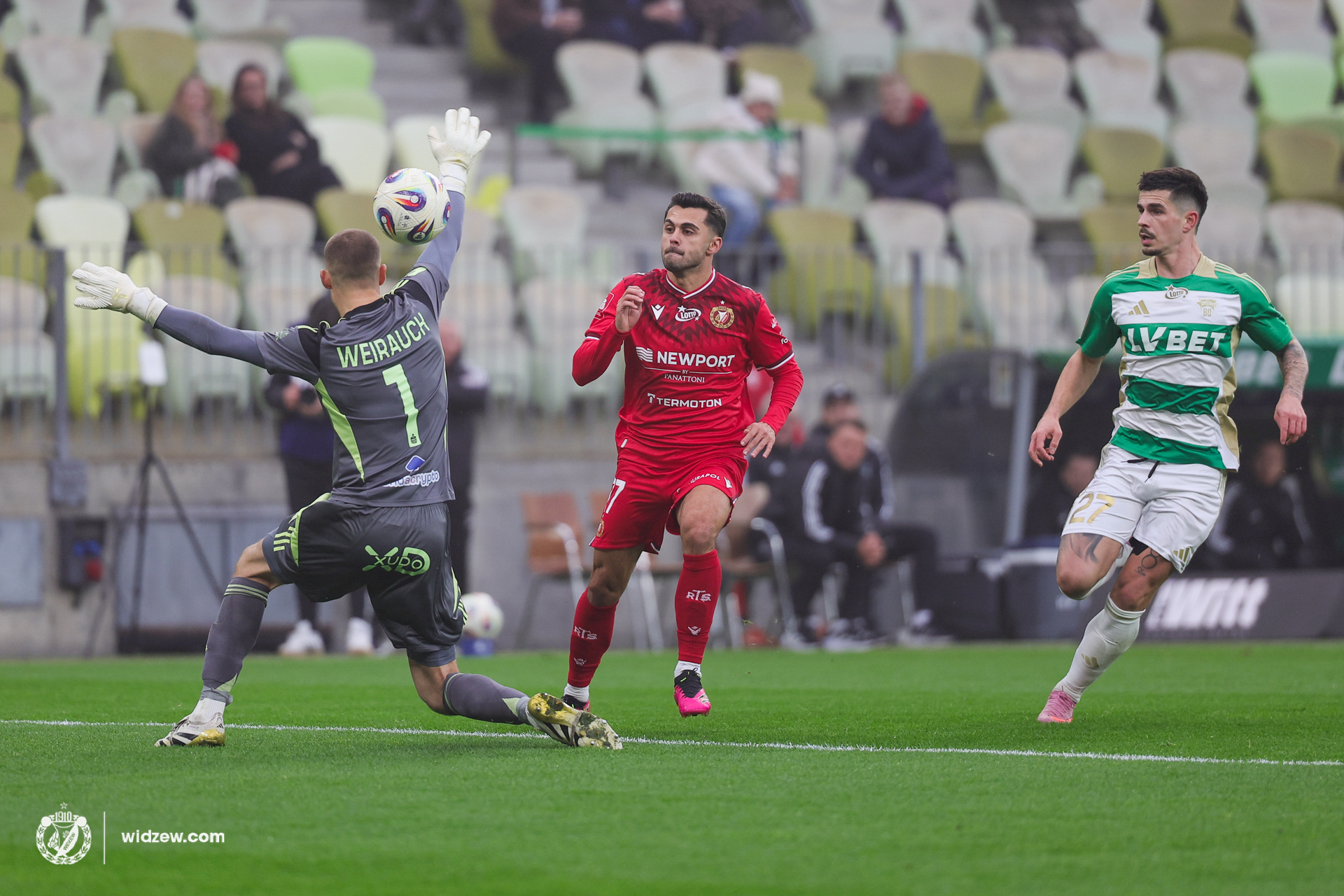 20251108_066_BRY 20251108_066_BRY