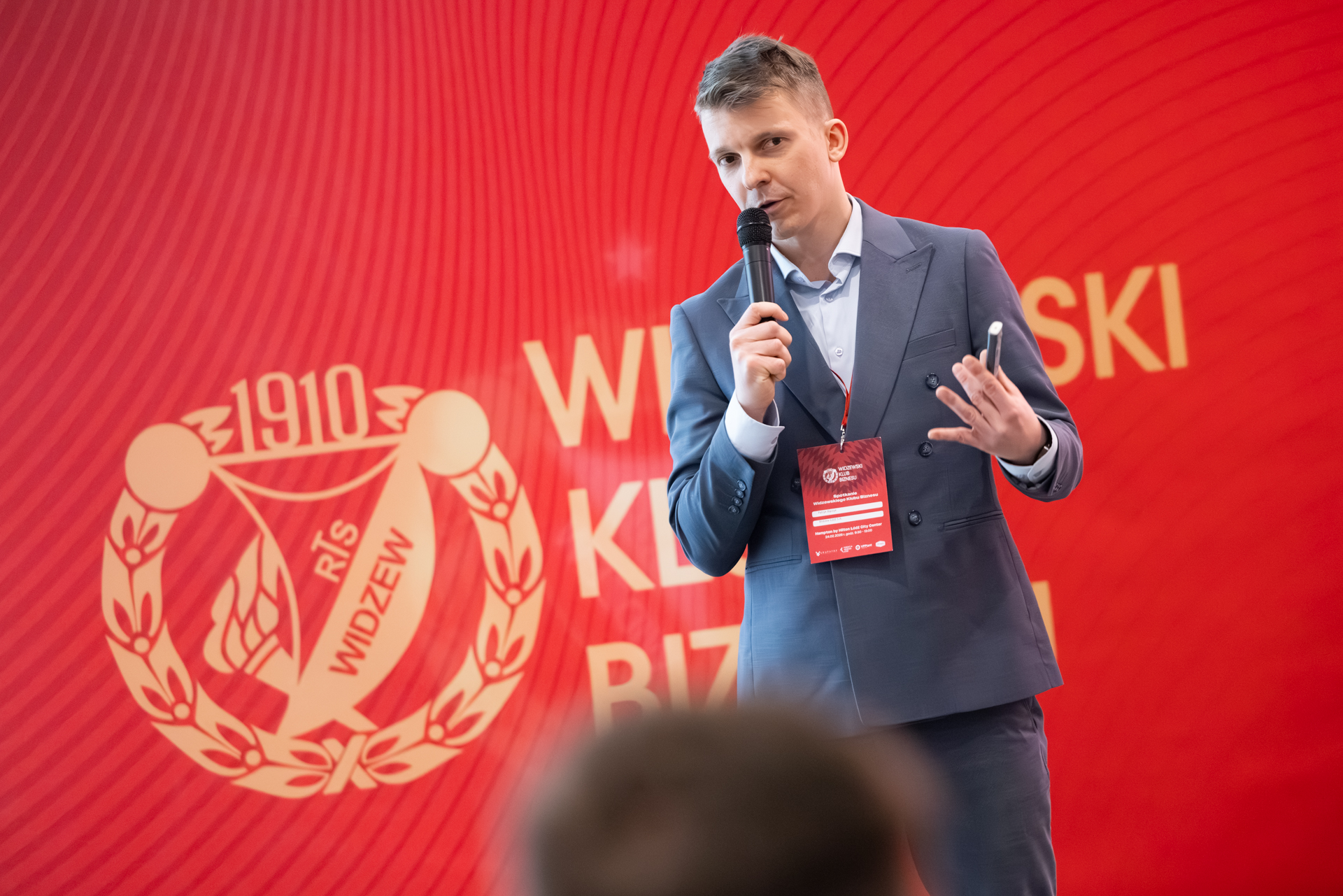 WKB2402-052 WKB2402-052